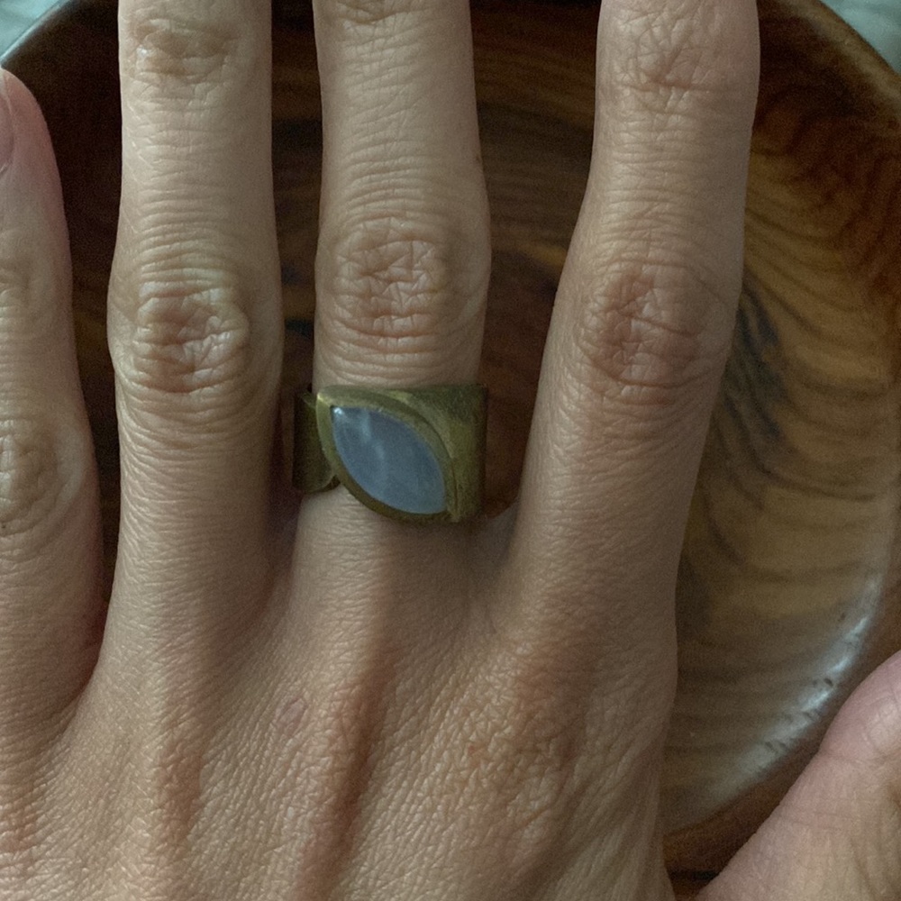 Moonstone Ring - Picture 2 of 6